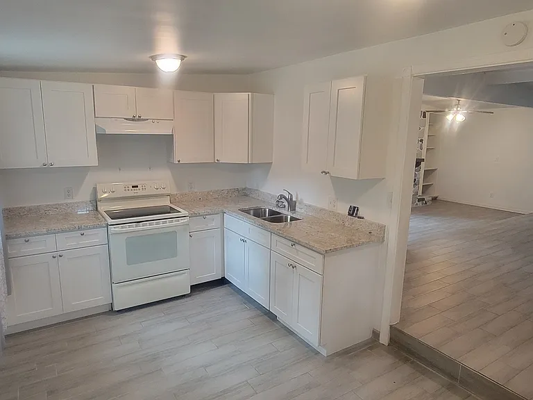 3032 Addie Ln — Photo 7