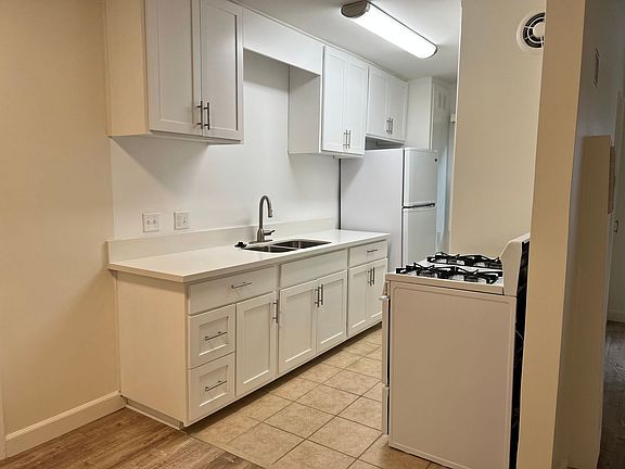 3rd image of 1224-1228 10th St #1228-2