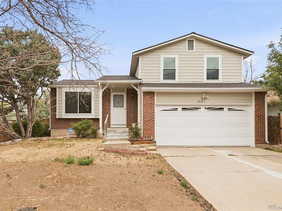 1st image of 19707 E Princeton Place