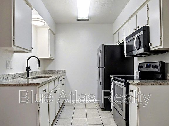 5th image of 6510 Cinnamon Oaks Dr