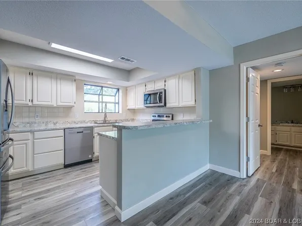 429 Racquet Club Dr #306-2C, Lake Ozark, MO 65049