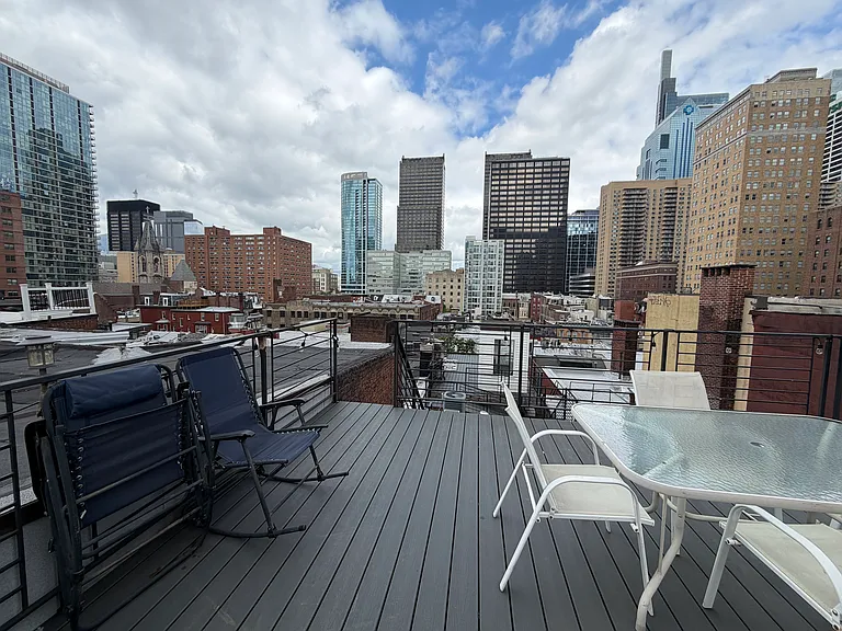2023 Walnut St #3F — Photo 15