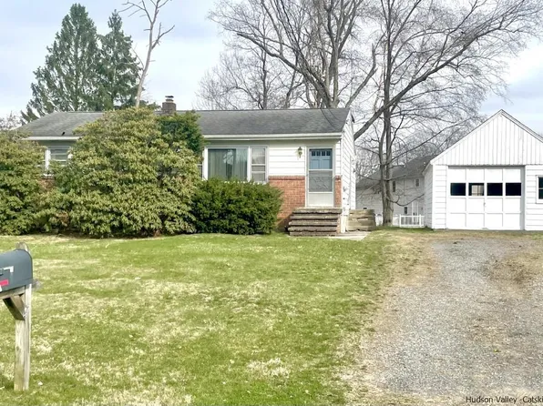 47 Parish Lane, Lake Katrine, NY 12449