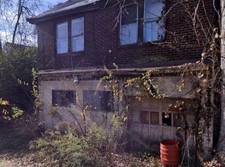 322 Cedar St, Duquesne, PA 15110