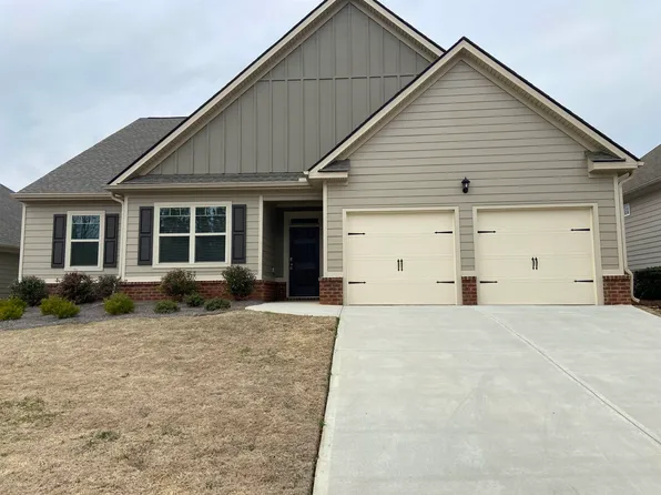 1090 Creekwood Cir, Madison, GA 30650