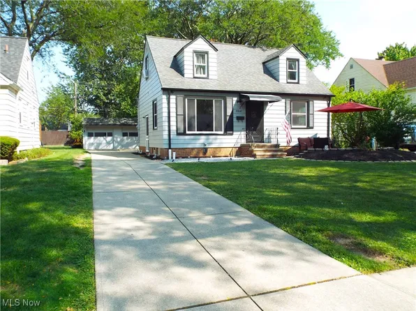 6841 Beresford Ave, Parma Heights, OH 44130