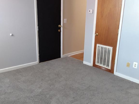 4th image of 800 N Adams St APT 2-D