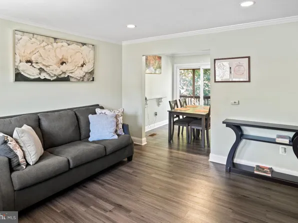 14526 Fullerton Rd, Woodbridge, VA 22193