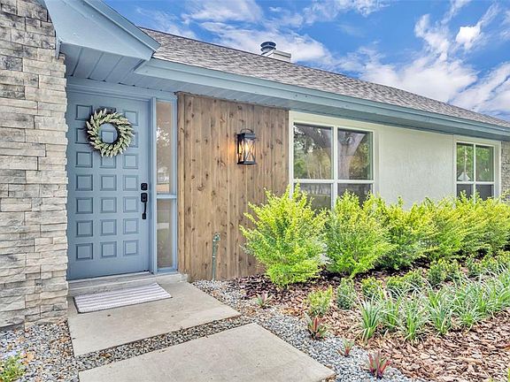 4th image of 1507 Golfside Dr