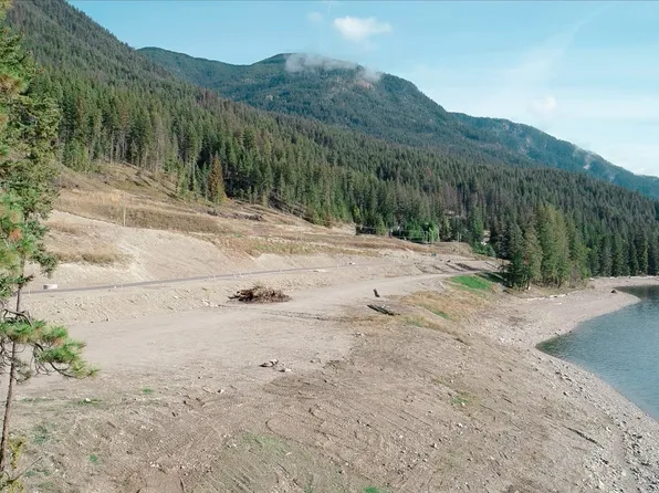 5120 Sunnybrae Canoe Point Rd, Columbia Shuswap, BC V0E 2X1