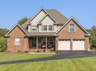 164 Angela Ln, Westmoreland, TN 37186