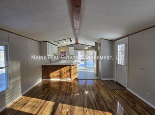 112 G Ct, Pittsfield, ME 04967