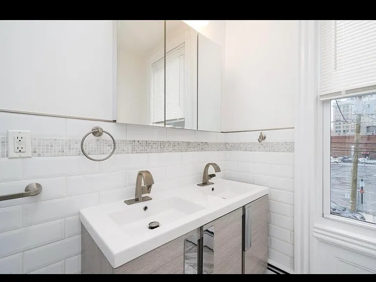 28 Jones St — Photo 9