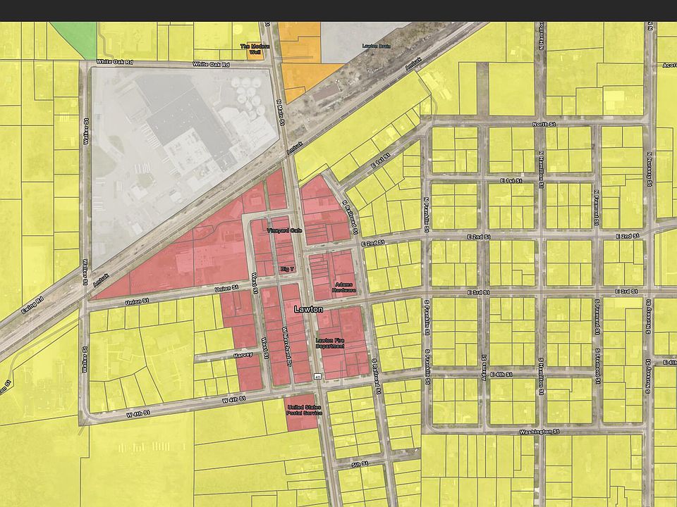2nd image of 118 S Main St