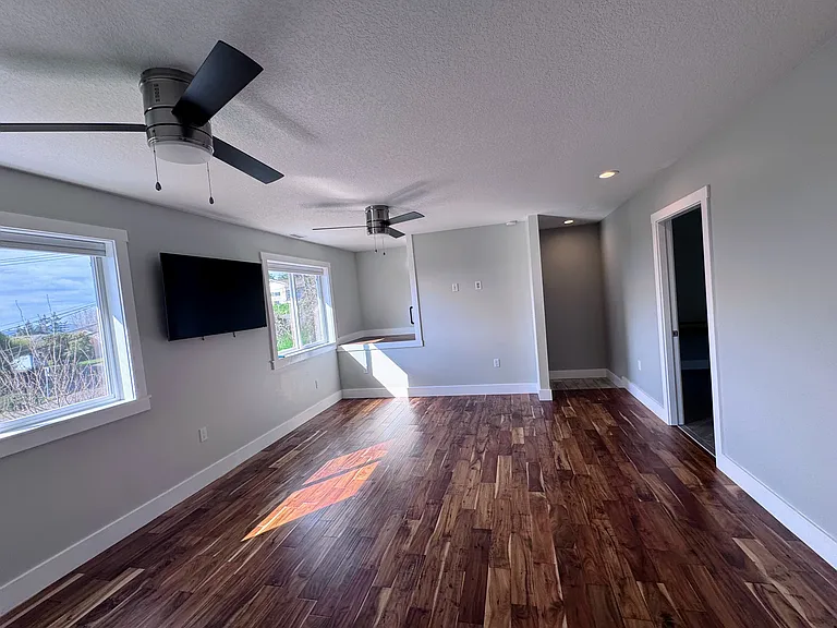 1505 NW 10th Ave — Photo 18