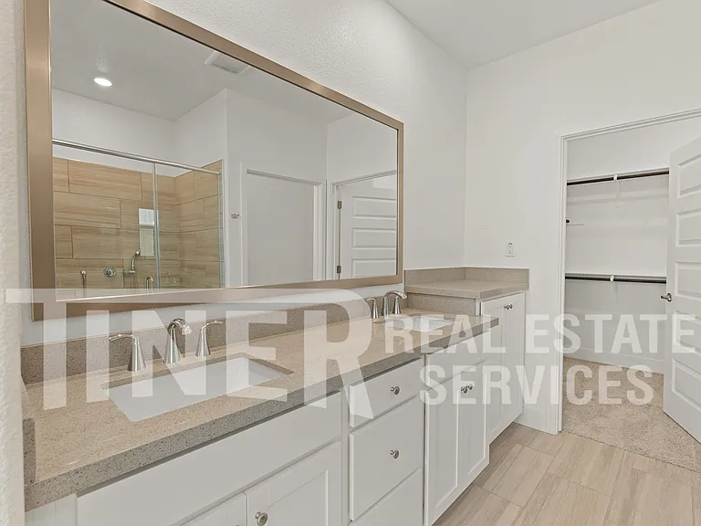 3062 Pansona St — Photo 13