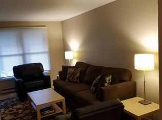 5 Robin Rd, Buffalo, NY 14228