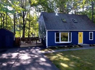 114 Sandy Cove Rd, Lunenburg, MA 01462