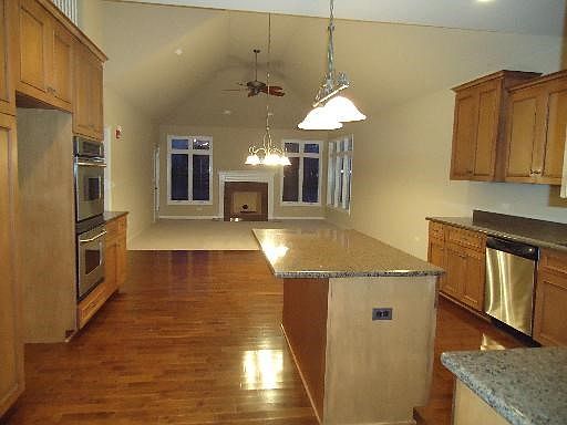 5th image of 4033 Ashwood Park Ct #C