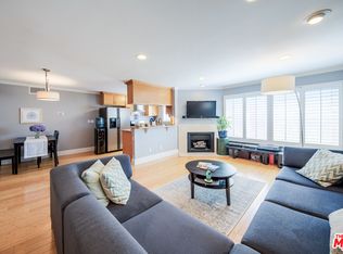 540 N Croft Ave APT 4, West Hollywood, CA 90048