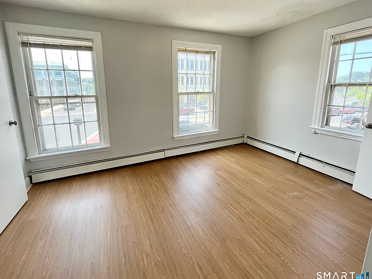 666 Main St #B1 — Photo 10