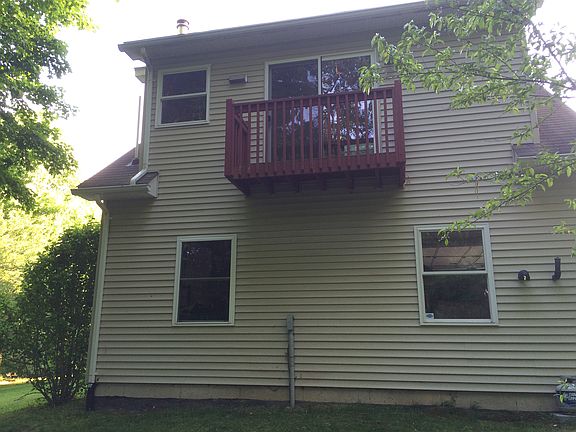 apt deck over garage