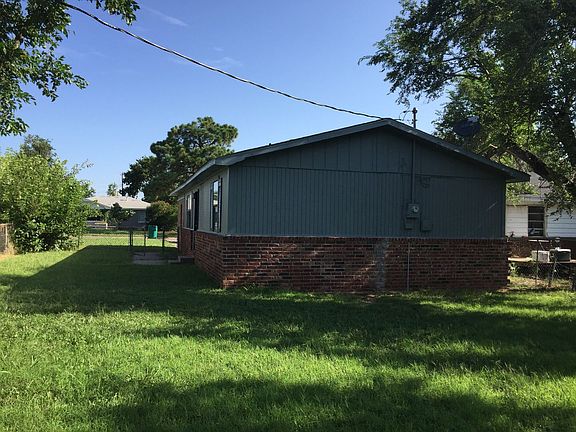 3rd image of 3324 SW 42nd St