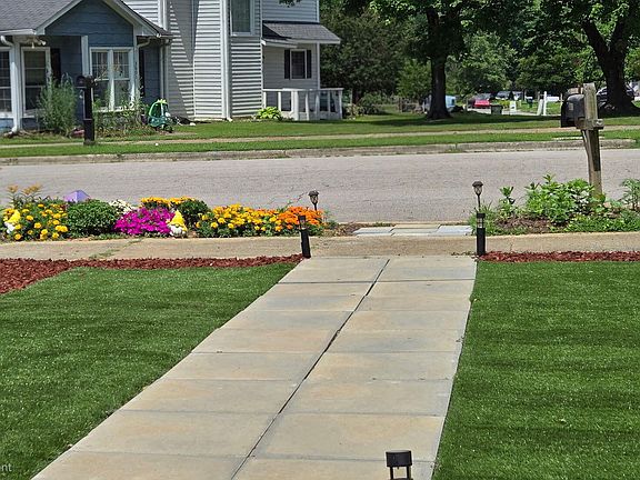 2nd image of 3602 Pine Knoll Dr