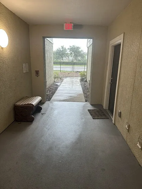 1 bed, 815 sqft, $1,350 — Photo 2