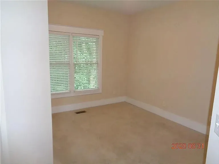 3785 Creekview Ridge Dr NE — Photo 15