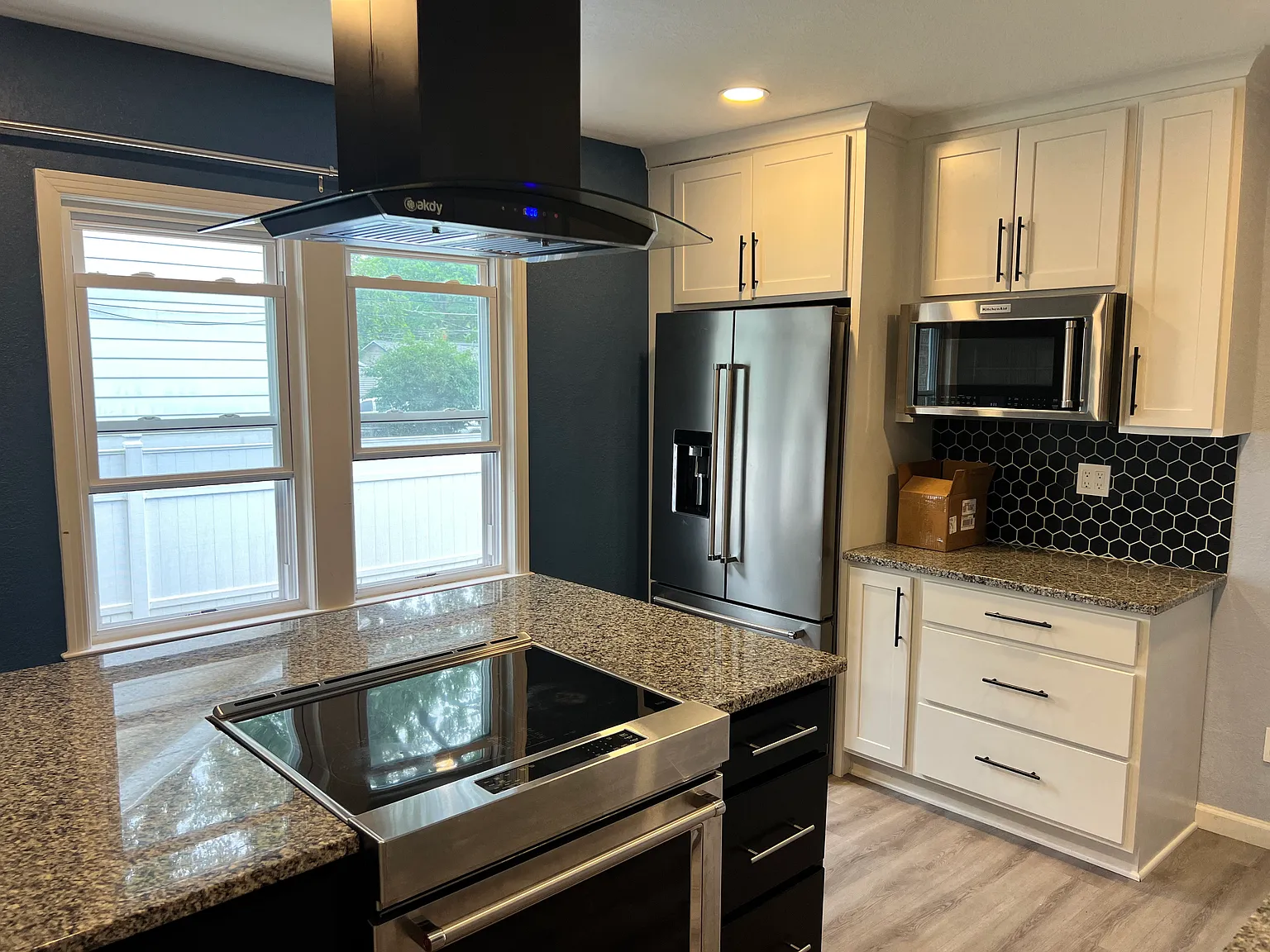 2 bed, 864 sqft, $1,500 — Photo 2