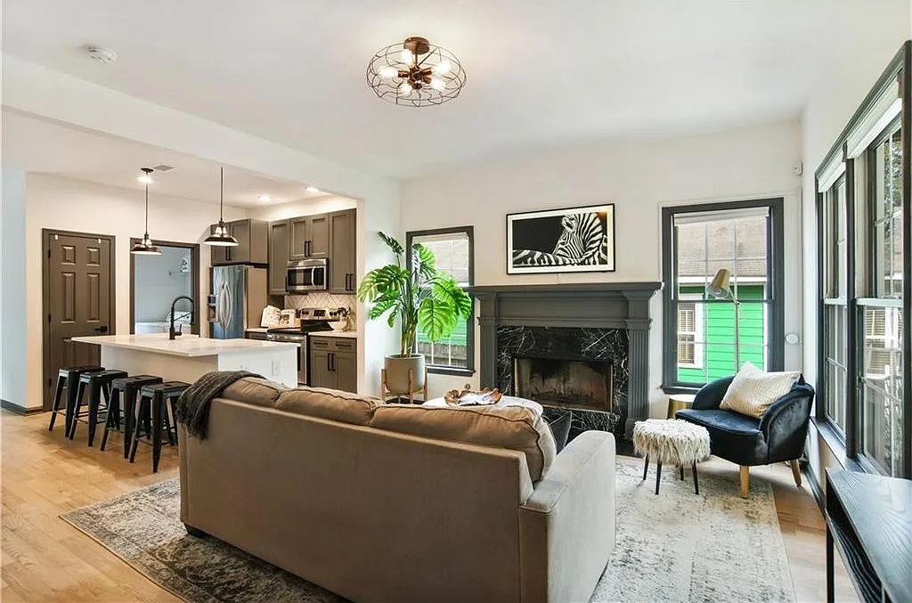 3 bed, 2.5 bath, $3,000 — Photo 3