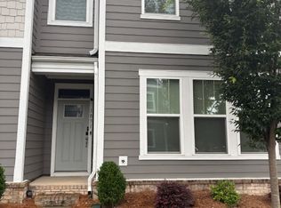 1031 Lyndon Station Dr, Pineville, NC 28134