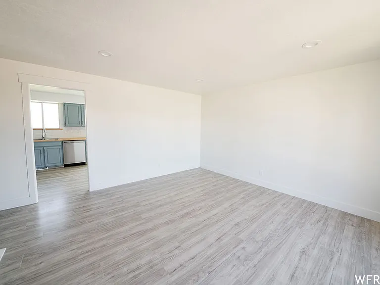 1149 W 2200 N — Photo 8