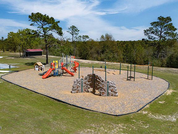 4th image of LOT 15 Hampshire Blvd