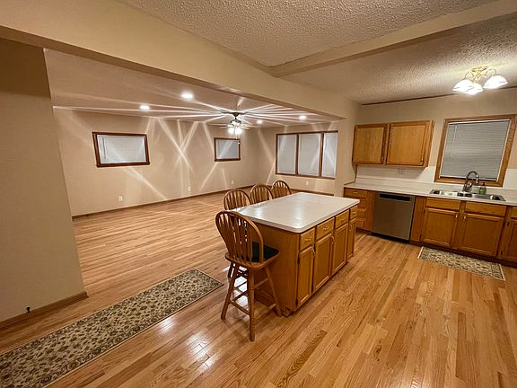 2nd image of 10028 Pleasant Ave S