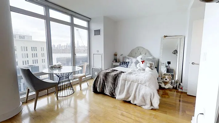 Rented by Urban Living | media 51