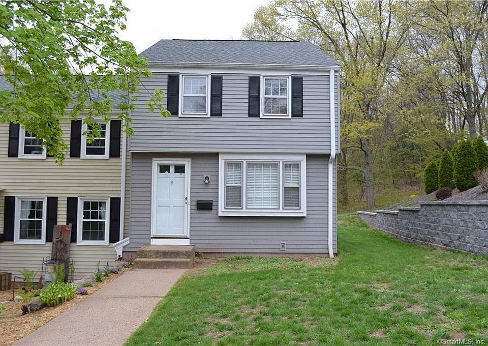1st image of 9 Boxwood Ln #9