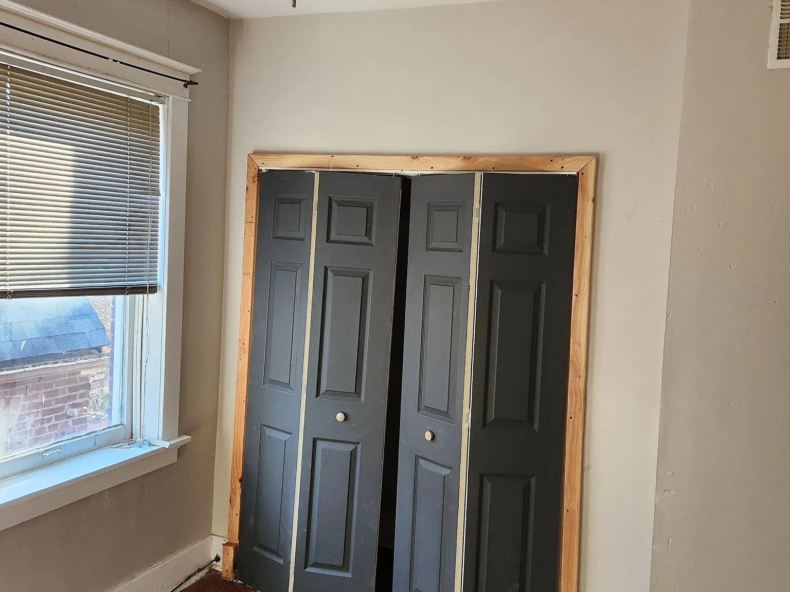 2 bed, 1800 sqft, $1,100 — Photo 4