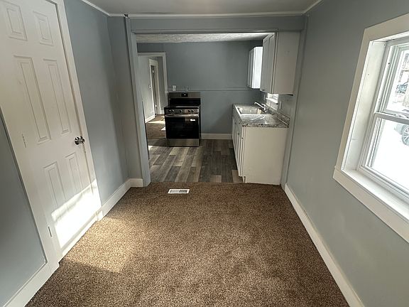 3rd image of 1064 Kohler Ave