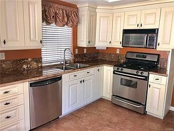 4th image of 23000 Paseo De Terrado Unit 1