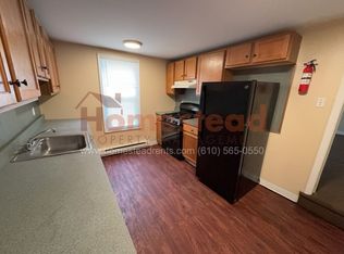 2121 W 4th St, Chester, PA 19013