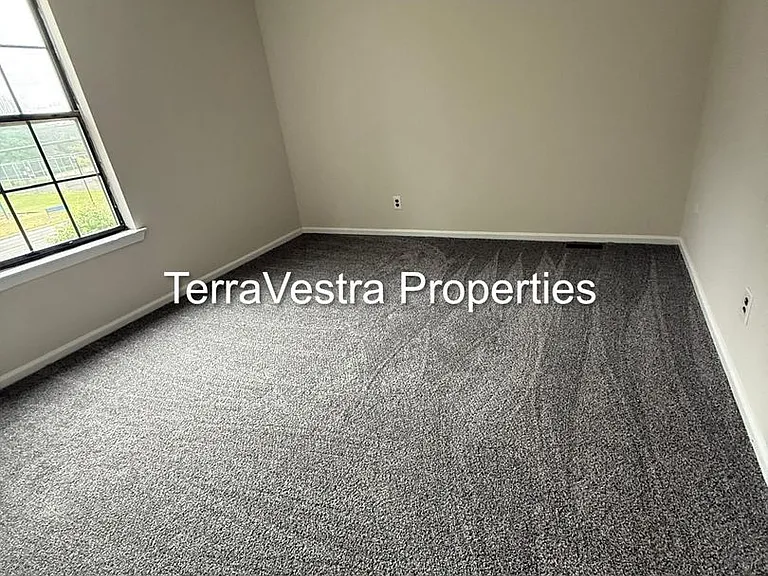 2853-2855 Erial Road — Photo 5