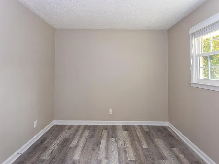 216 Lemmon St — Photo 16