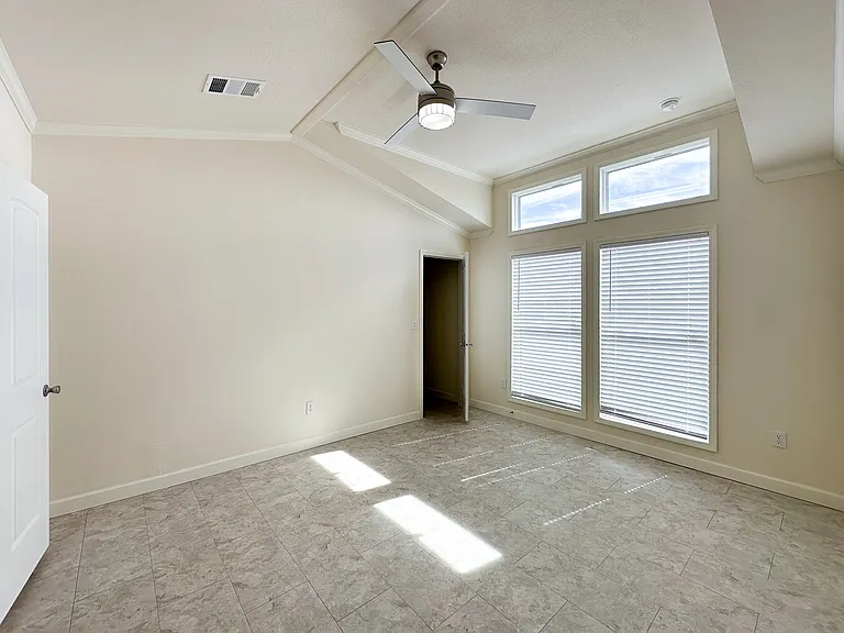 153 Cabrera St — Photo 4