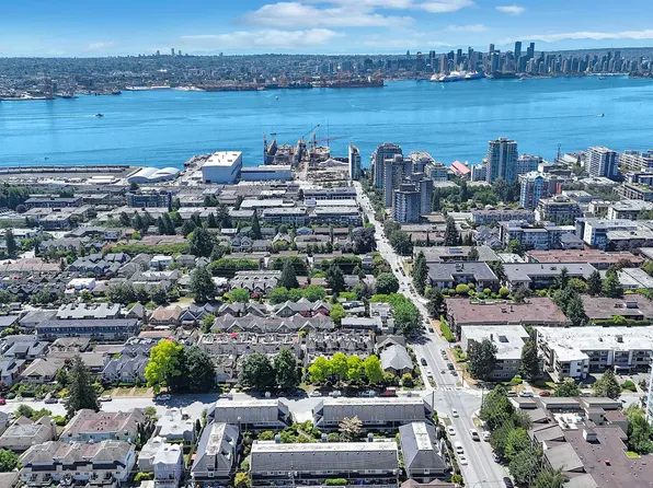216 E 6th St #108, North Vancouver, BC V7L 1P5