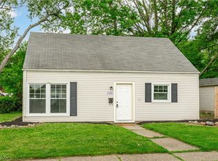 2100 Delmore St, Cuyahoga Falls, OH 44221