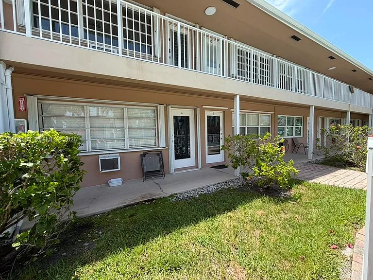 500 Layne Blvd #15 — Photo 4