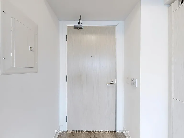 55 Cooper St #3807 — Photo 6