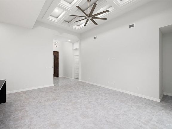 2nd image of 2608 Wisteria Ave